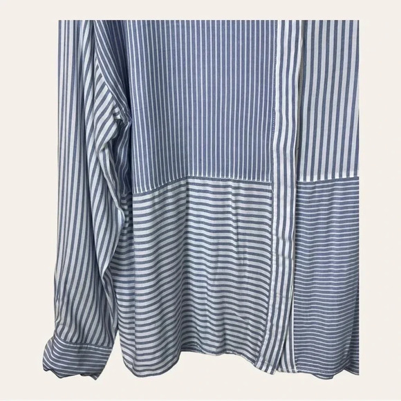 0905. TWO BY VINCE‎ CAMUTO STRIPE BUTTON DOWN TOP COLLAR SIZE LARGE - Picture 5 of 9